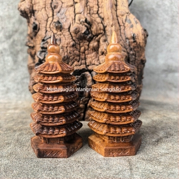 Turnul Wenchang din lemn de Jujube, lovit de trăsnet în mod natural, cu șapte sau nouă niveluri, sculptură din lemn masiv pentru birou