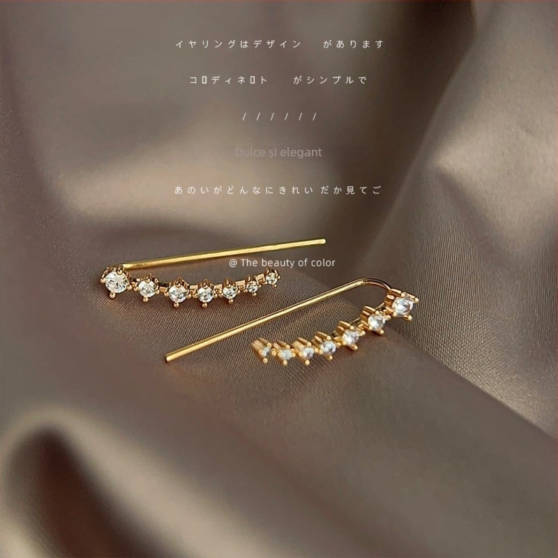 Cercei liniari placați cu 14K, cu zirconiu încrustat — minimalist, elegant pentru femei