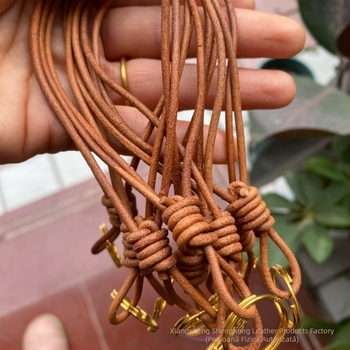 Culoare naturală, șnur din piele de vită, 2.5 mm, lucrat manual – breloc pentru chei, curea simplă pentru încheietură și șnur creativ pentru geantă