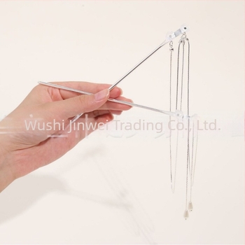 Cleme pentru păr cu floare dublă și lanț cu ciucuri, din metal argintiu, stil antic