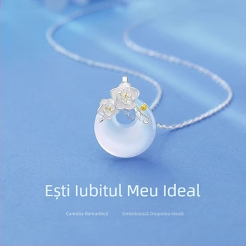 Colier din argint 925 cu floare Camelia din calcedon, lanț pentru claviculă, cadou de Ziua Îndrăgostiților