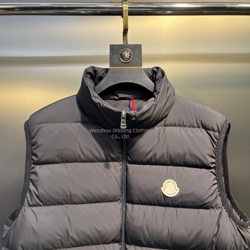 Vestă din puf de rață alb, în trei culori, guler în stand, croială slim, scurt, unisex, 2025, M-brand