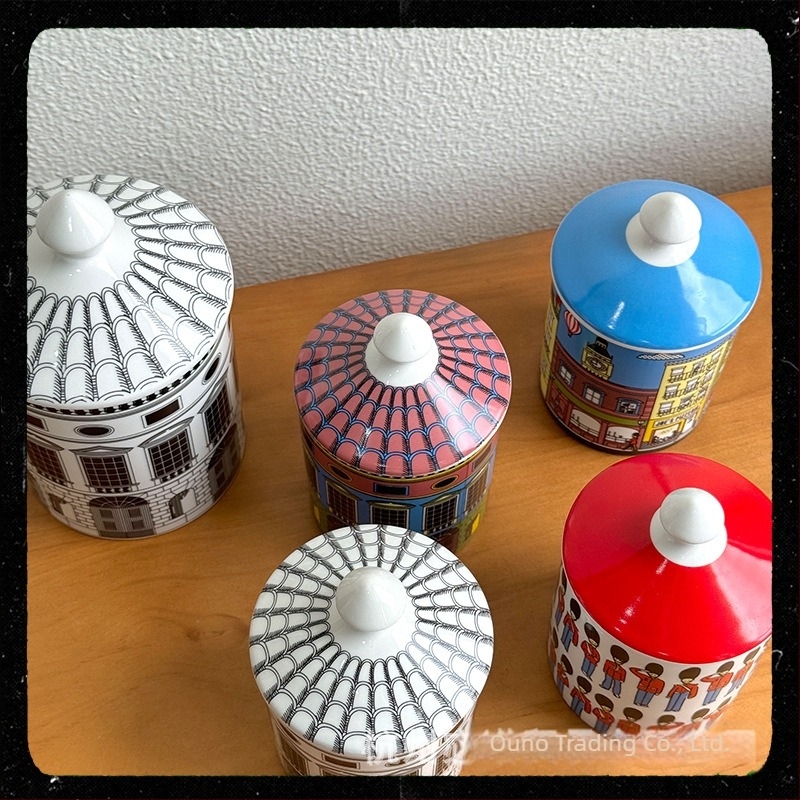 Recipient ceramic pentru depozitare cu capac, design colorat inspirat de arhitectură, 301–500 ml, indicat pentru microunde, decor pentru casă