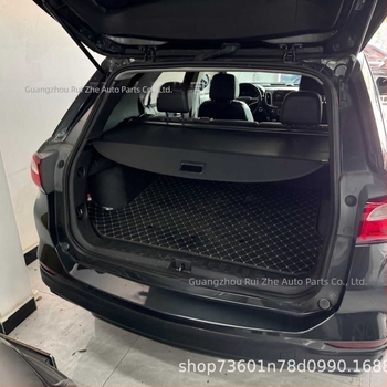 Copertă de portbagaj retractabilă pentru Toyota Yaris Cross