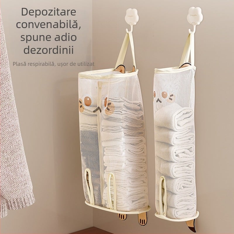 Organizator textil de depozitare pentru șosete și lenjerie, cu buzunar din plasă — agățat pe perete, dormitor