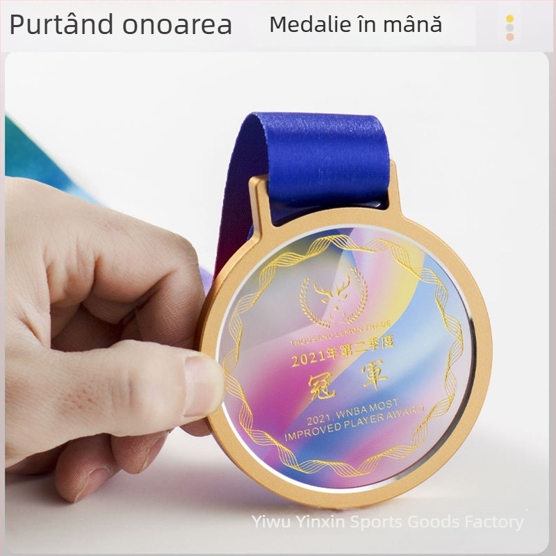 Medalie metalică personalizată pentru evenimente sportive – maraton și jocuri școlare