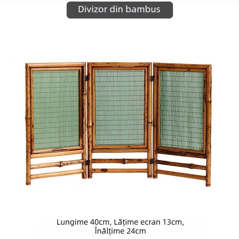 Paravan din bambus în stil chinezesc, cu decupaje, pentru expoziție pe masă într-o zonă de ceai