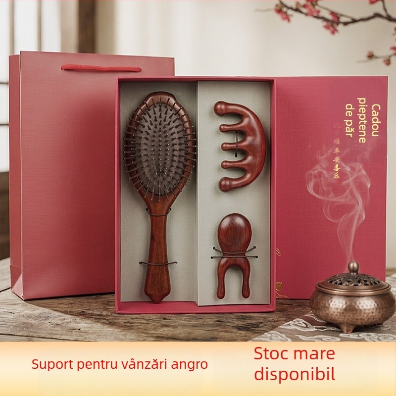 Set cadou din trei piese: pieptene cu pernă de aer, pieptene din lemn de santal și pieptene din corn