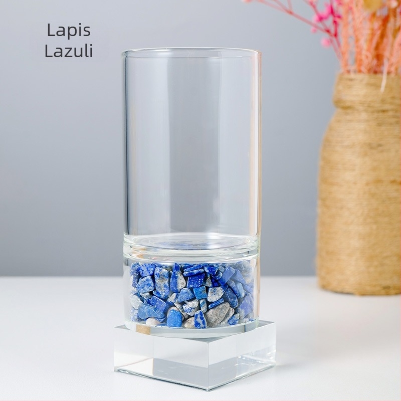 Pahar din sticlă borosilicată cu pulbere naturală de cristal și fragmente roz-alb de ametist, pahar energetic pentru demagnetizare