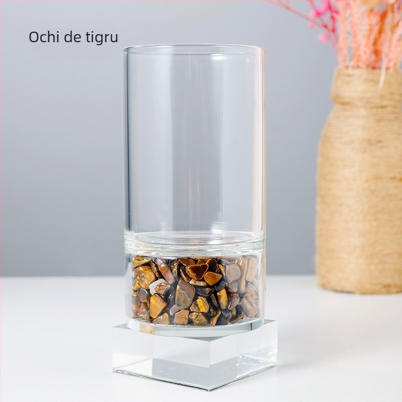 Pahar din sticlă borosilicată cu pulbere naturală de cristal și fragmente roz-alb de ametist, pahar energetic pentru demagnetizare