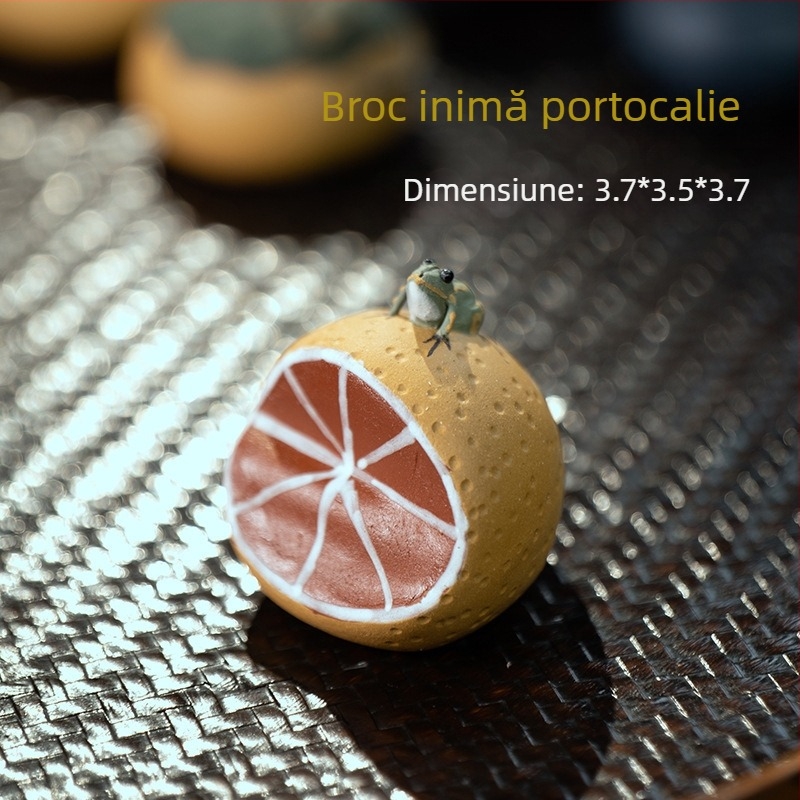 Ornament pentru ceai din argilă mov cu pulverizare de apă, mini Tea Pet creativ, jucărie pentru ceai și decor pentru masă de ceai