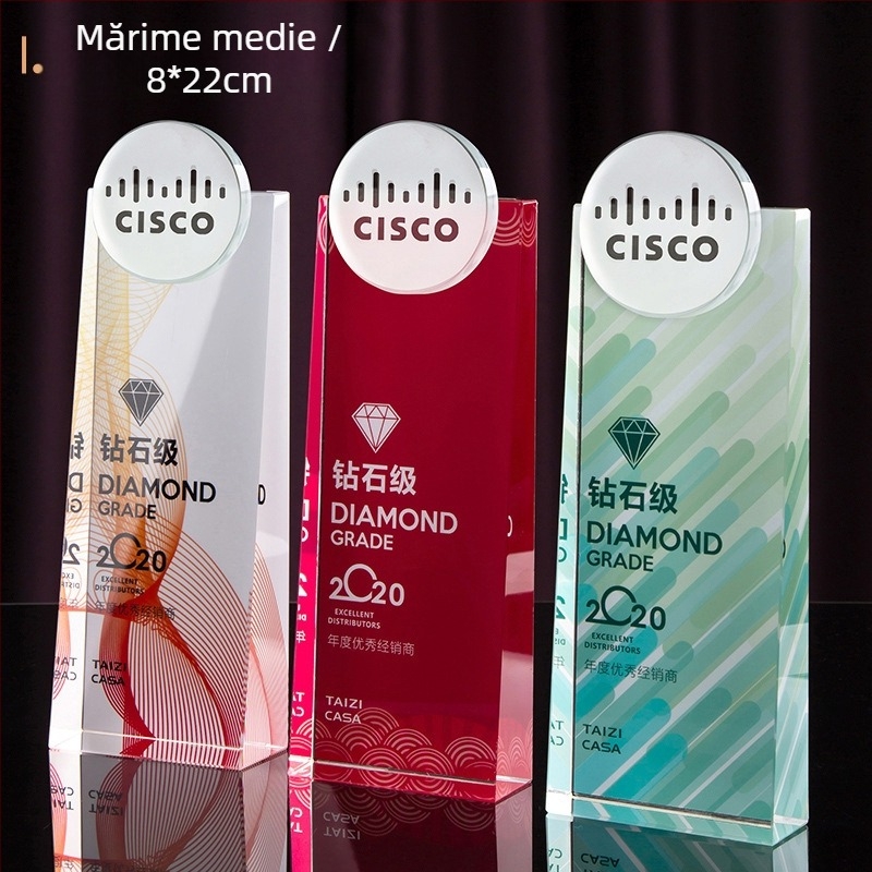 Trofeu de cristal cu medalie gravată în formă de stea cu cinci colțuri, pentru premii ale angajaților, distincții de echipă și certificate