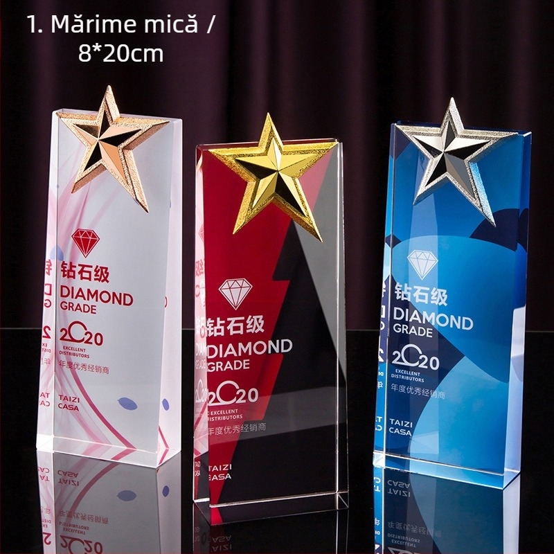 Trofeu de cristal cu medalie gravată în formă de stea cu cinci colțuri, pentru premii ale angajaților, distincții de echipă și certificate