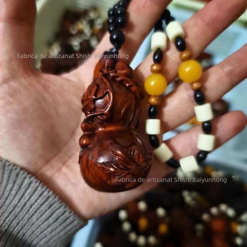 Pandantiv din lemn de trandafir în formă de dovleac — lanț pentru telefon premium unisex și accesoriu decorativ, lucrat manual