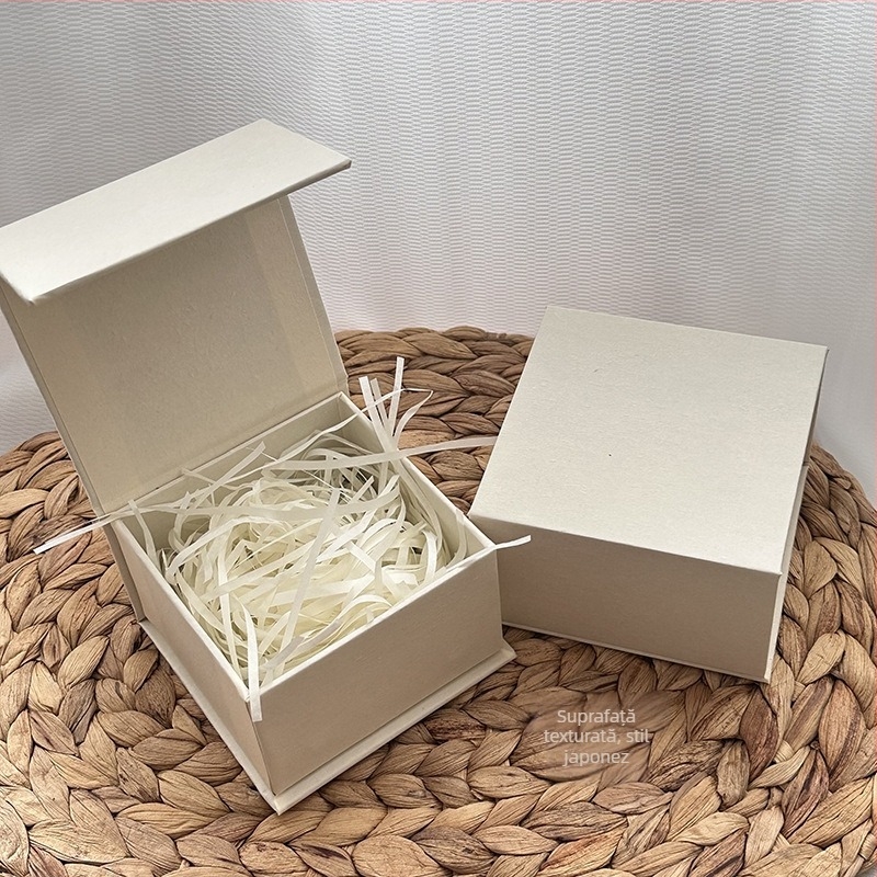Cutie cadou cu capac magnetat – ambalaj premium pentru bijuterii, cutie goală, albă sau neagră