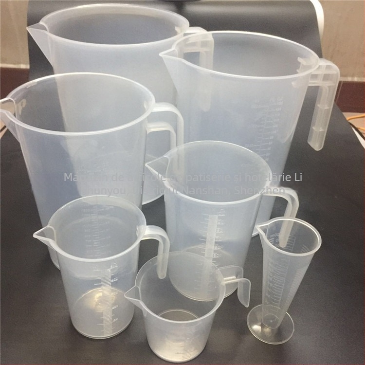 Set de pahare de măsurare din PP cu capacități 100 ml, 250 ml, 500 ml, 1000 ml, 2000 ml, 3500 ml și 5000 ml, cu cilindru de măsurare