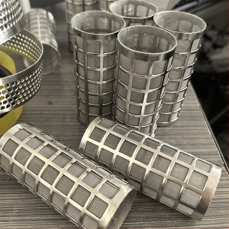 316L Filtru perforat pentru țeavă cilindrică, tub filtrant cilindric 304, oțel inoxidabil 2205 rezistent la coroziune — coș de filtrare cu găuri circulare