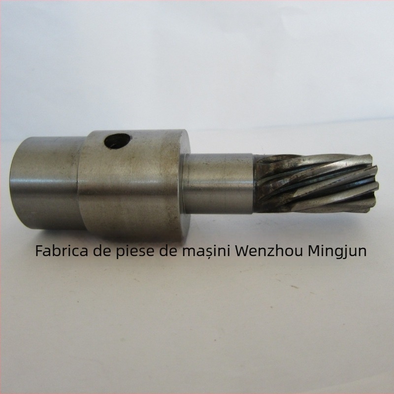 Ax de antrenare pentru motor cu reductor și piese de transmisie dințate