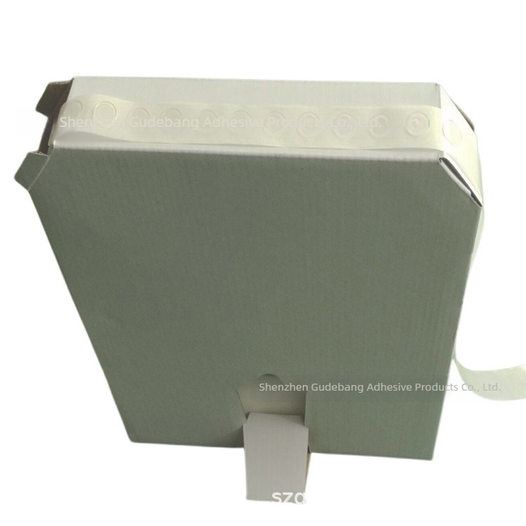 Puncte circulare de lipici transparente, fără urme, detașabile; diametrul 5–25 mm, grosimea 0,5 mm, lungimea 10 mm