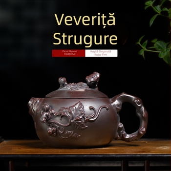 Ceainic Yixing din lut purpuriu, lucrat manual, nuanțe roșu-oxid de fier, motive Xi Shi, veveriță și struguri