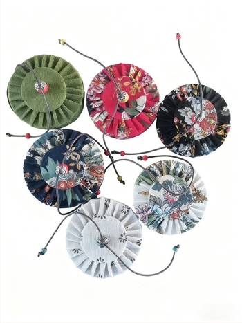 Capac din pânză retro cu imprimeu floral pentru borcane ceramice – accesoriu pentru ceai