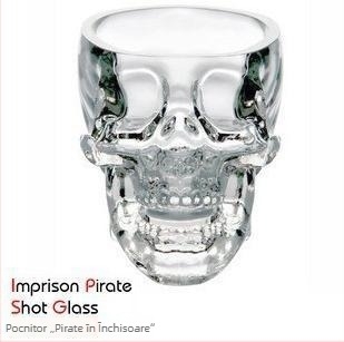 Pahar din sticlă cu craniu pentru spirite – design creativ pentru vodkă, stil retro