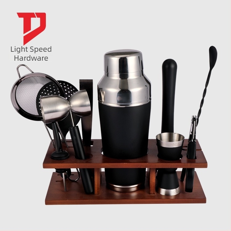 Set de unelte pentru bar din oțel inoxidabil, cu suport din lemn pătrat: shaker pentru cocktailuri, clește pentru gheață, strecurător pentru gheață și pahare de măsurare
