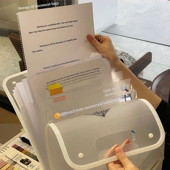 Organizator portabil cu 14 compartimente tip acordeon, pentru documente școlare, durabil