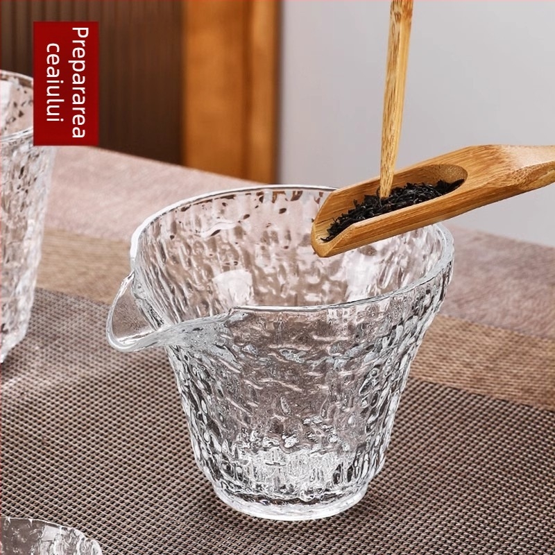 Set de ceai din sticlă, stil japonez, cu textură ciocănită și motiv de rouă glaciară, 8 piese