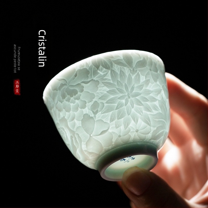 Ceșcuță de ceai gravată Wanhua, nuanță verde închis, ceramică pentru ceai