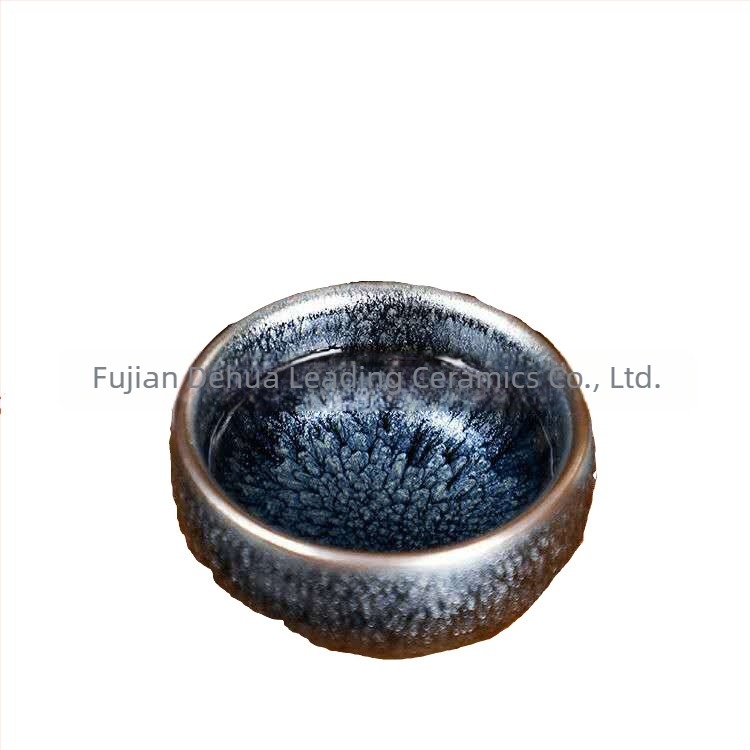 Ceainic Baihua Jianzhan, cu glazură din minereu brut și corp ceramic din fier, pentru uz casnic.