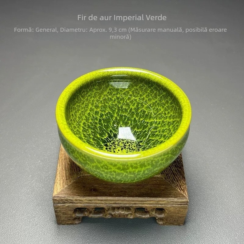 ceașcă de ceai Jianzhan cu glazură verde imperială și fir de aur pe un corp din fier, lucrată manual
