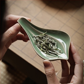 Set ceramic Yue celadon pentru ceremonia ceaiului: ac de ceai, linguriță de ceai și lopățică de ceai