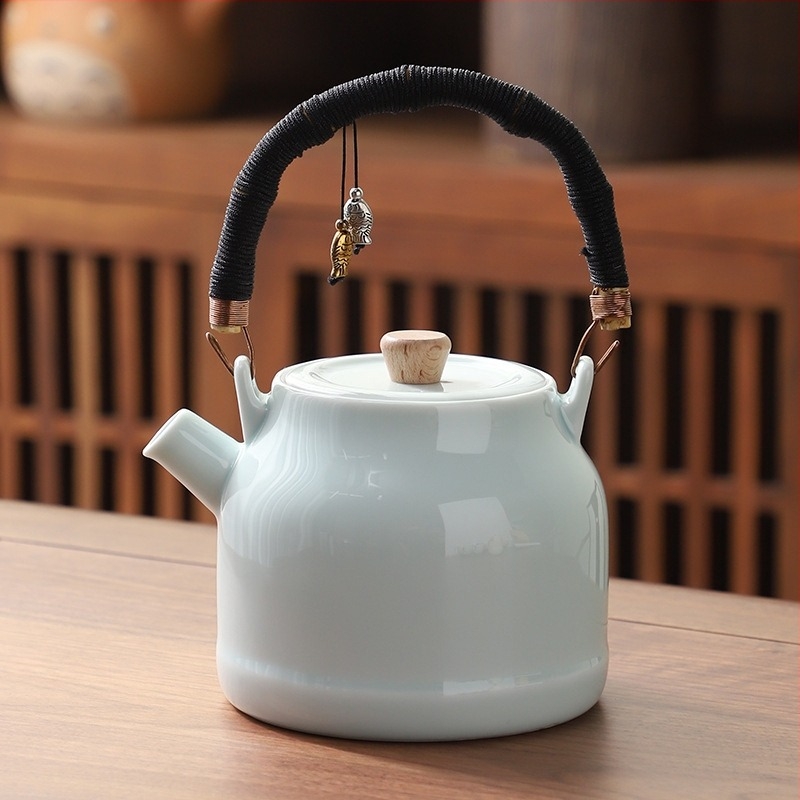 Ceainic ceramic crem, cu mâner basculant, capacitate mare, stil minimalist japonez, cu filtru