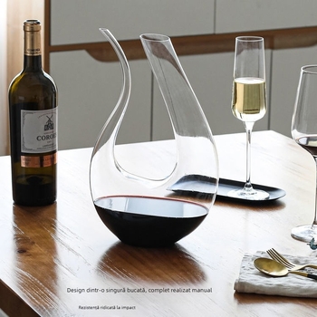 Decantor din cristal italian, lucrat manual, pentru vin roșu, cu gură în formă de U și design lebădă-harpă