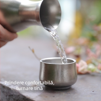 Set de vin din titan pentru uz casnic — carafă de vin portabilă cu pahare mici pentru camping în aer liber