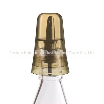 Capac universal transparent pentru sticla de vin cu dispozitiv de turnare, protecție împotriva prafului