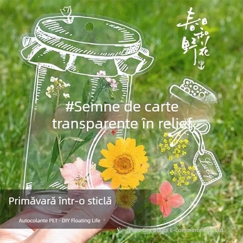 Semn de carte cu flori uscate și specimen de plantă într-o peliculă de laminare, frunză de arțar de toamnă — materiale DIY realizate manual, colaj de frunze transparent