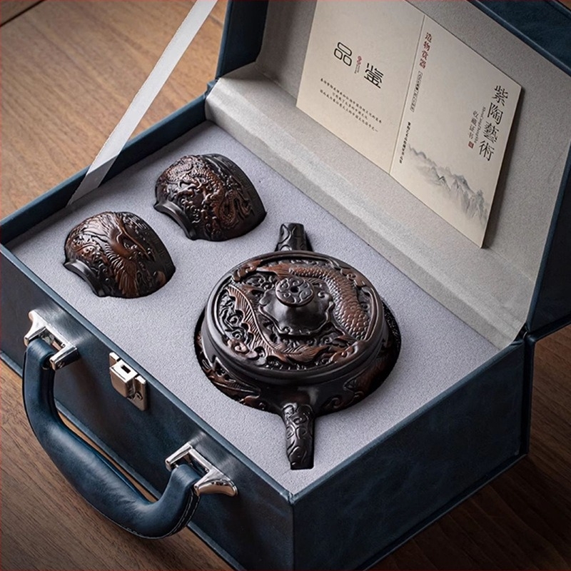 Set de ceai din ceramică mov pentru călătorii: o oală de ceai și două cești, realizat manual, cutie cadou elegantă, lux discret