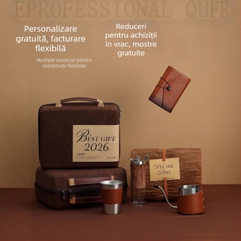 Set cafea în husă de fetru, stil retro, cu râșniță pentru boabe, ceașcă, linguriță de măsurat și ceainic pentru turnare