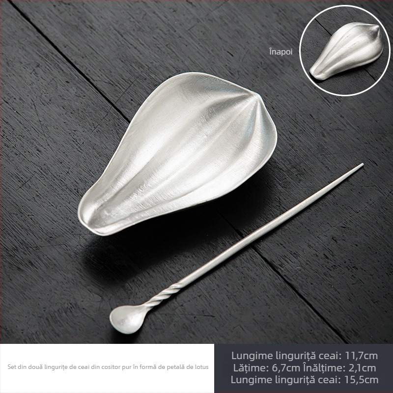 Set de accesorii pentru ceai, lucrat manual din tin, cu design Zen: lingură de ceai, ac de ceai, lopățică de ceai, cupă de ceai, pernă pentru ceai, separator pentru ceai și tavă de servire.