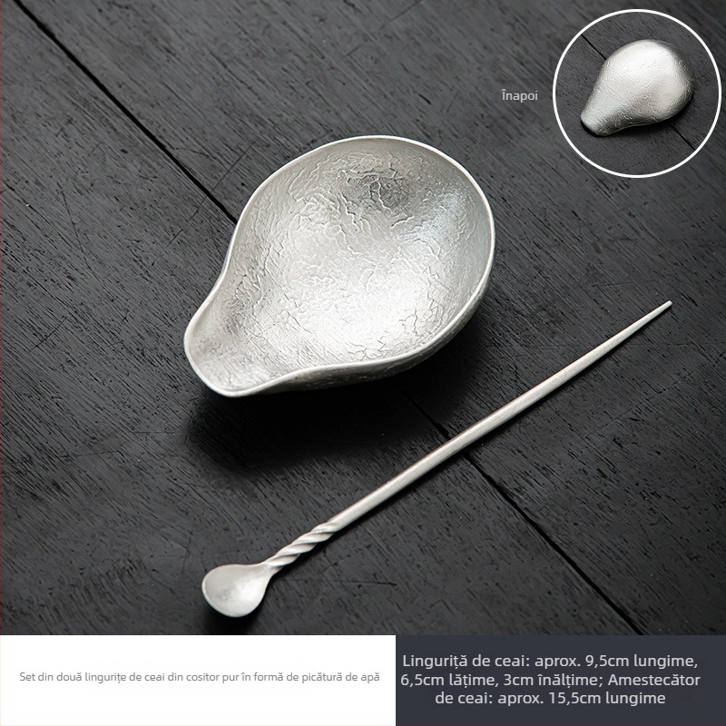 Set de accesorii pentru ceai, lucrat manual din tin, cu design Zen: lingură de ceai, ac de ceai, lopățică de ceai, cupă de ceai, pernă pentru ceai, separator pentru ceai și tavă de servire.