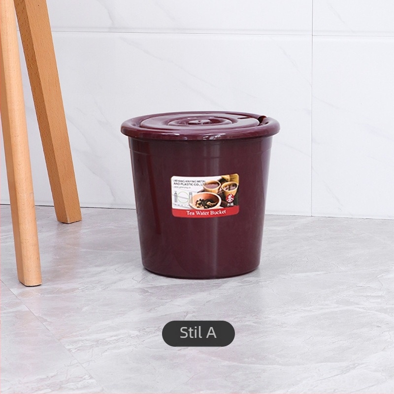 Recipient plastic portabil pentru resturi de ceai, cu strecurătoare și suport de drenaj