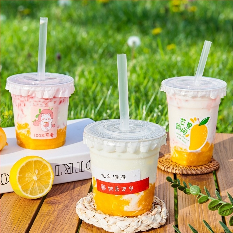 Pahar de unică folosință pentru suc din plastic, cu capac; PET; diametru 98 mm; capacități 360, 400, 500 sau 520 ml; potrivit pentru standuri cu sucuri