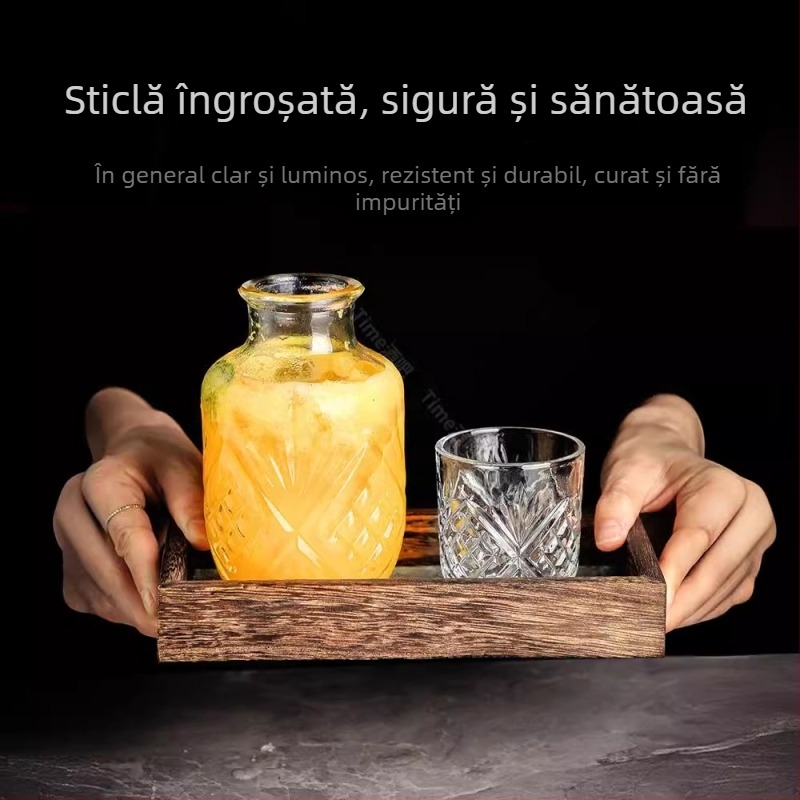 Set creativ pentru cocktailuri: cană din sticlă cu capac și pahar, sticlă pentru cold brew și carafă de suc