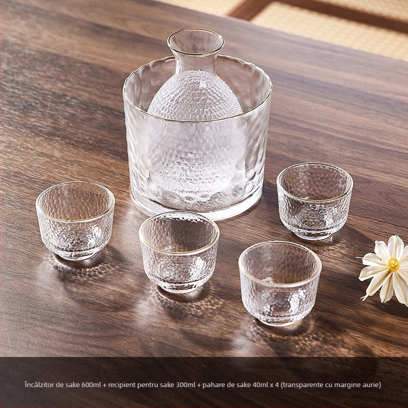 Set de sake în stil japonez cu textură ciocănită, încălzitor din sticlă, oală pentru sake și căni mici