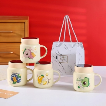 Cană ceramică pentru cafea cu capac, capacitate mare, galben lăptos, în cutie cadou