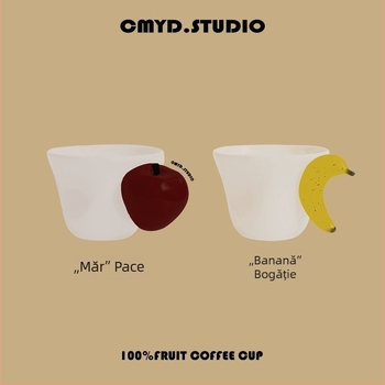 Cani ceramice pictate manual pentru cuplu, design banană și măr