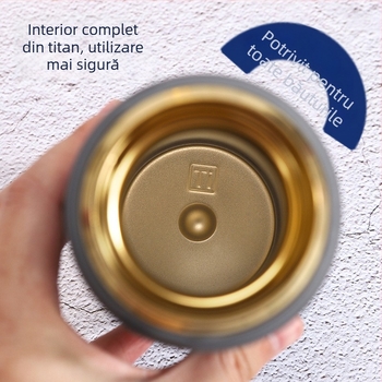 Ceasca izolata cu acoperire de titan, separare ceai–apa, textura ciocanita, interior din otel inoxidabil 304, cadou de afaceri pentru ceai