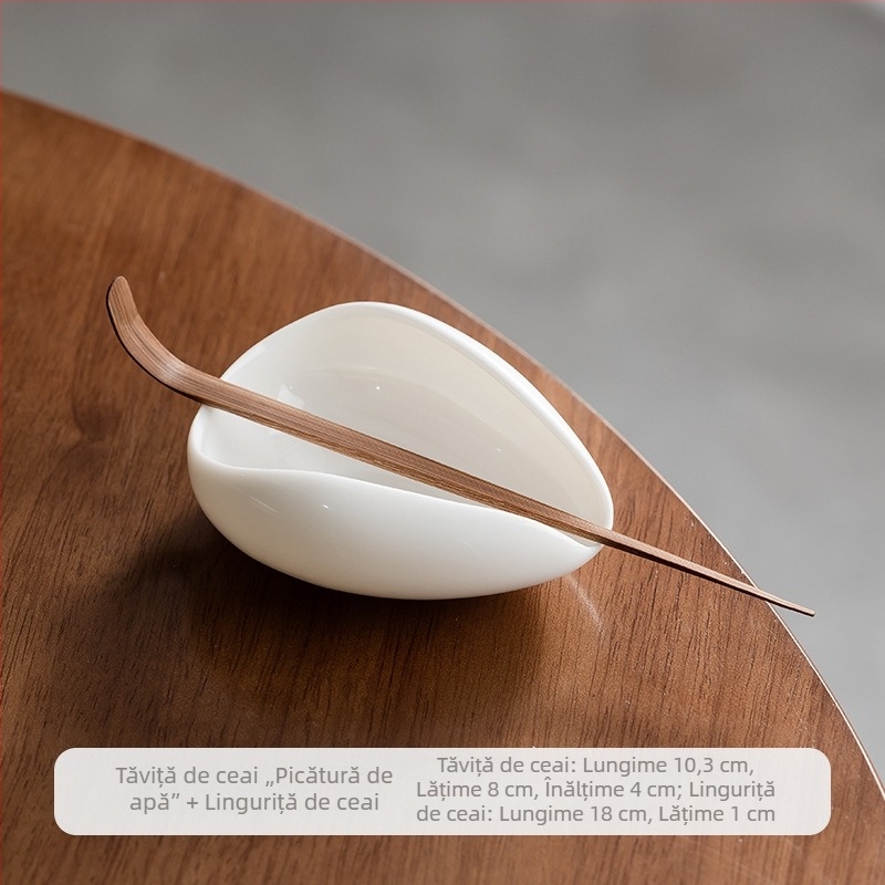 Accesorii pentru ceremonia ceaiului din porțelan alb: linguriță de ceai, lingură, instrument de degustare, finisaj ceramic monocrom